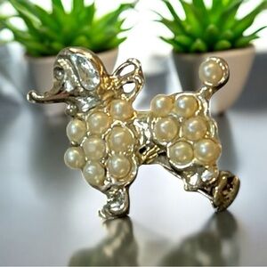 Tiny poodle brooch - faux pearl and gold toned
